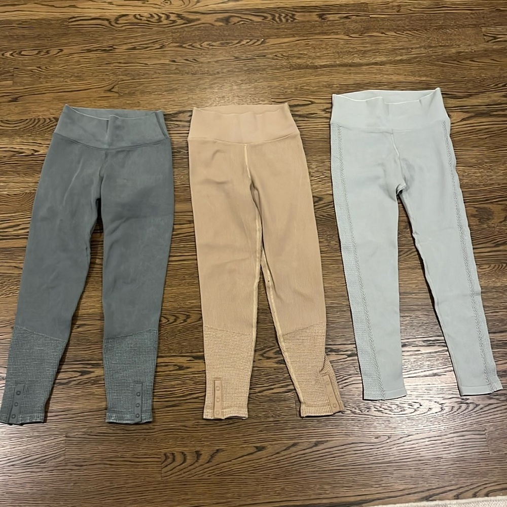 Offline by Aerie leggings!